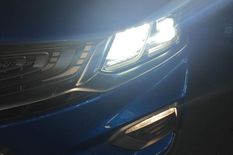 Used Geely Auto Coolray 2019 260T DCT Knight China VI Standard