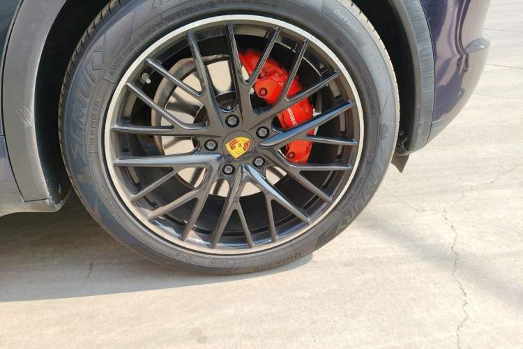 Used Porsche Cayenne 2013 3.6L automatic transmission U.S. specification