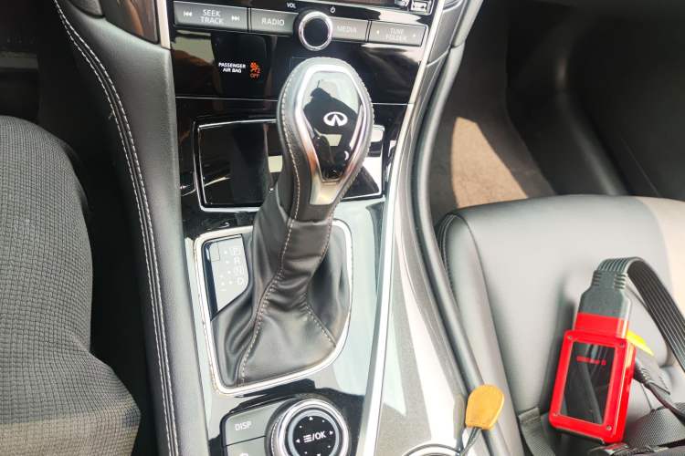 Used Infiniti Q50L 2018 2.0T Comfort Edition China VI Standard