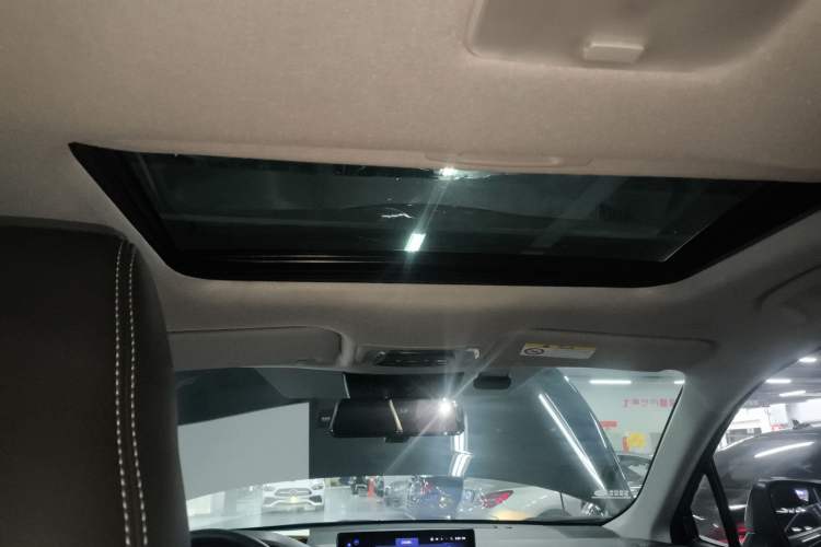 Used Toyota Corolla Cross 2023 2.0L Elite Edition Headliner