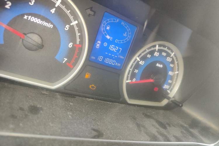 Used Karry K50 2015 1.5L Manual Luxury Model Odometer Close Up