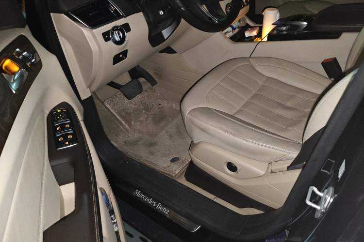 Used Mercedes-Benz GLE 2016 GLE 400 4MATIC Driver Seat