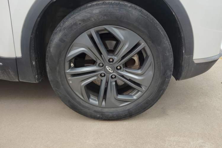Used Chery Tiggo 7 2020 Discovery Edition 1.5T CVT Discovery No.1 Right Front Wheel Hub