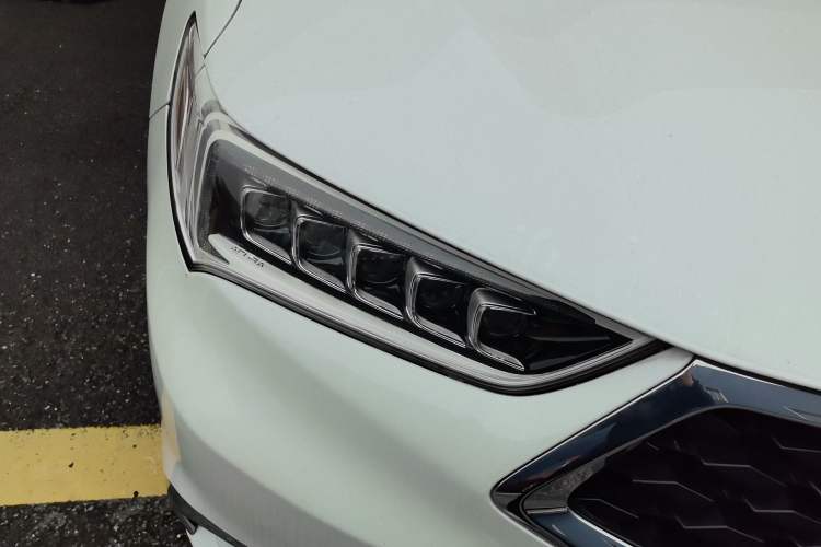 Used Acura TLX-L 2018 2.4L Comfort Edition Right Front Headlight