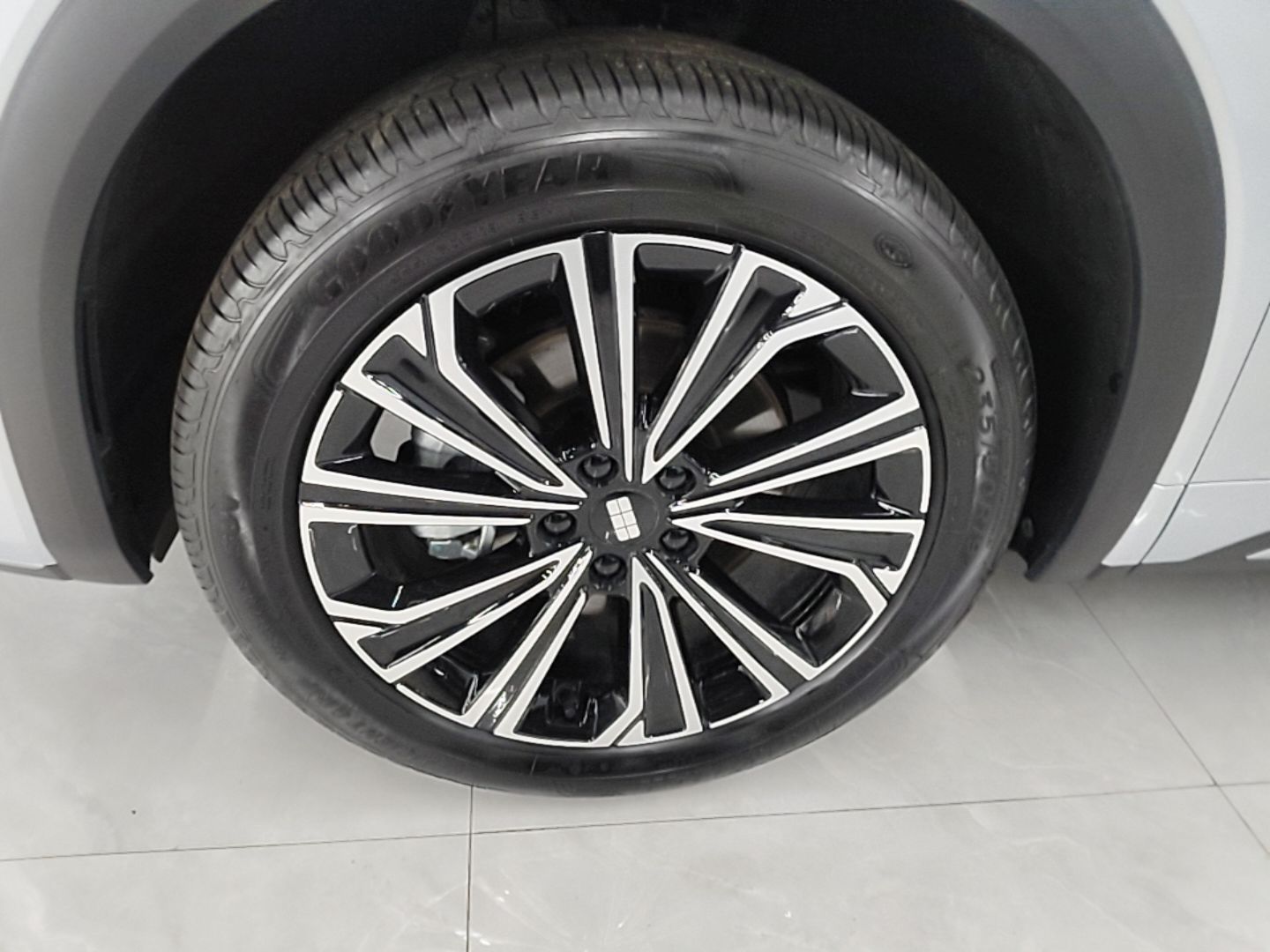 Geely Galaxy Xingjian 7 EM-i 2026 Model 135km Starship Version — снимка 10
