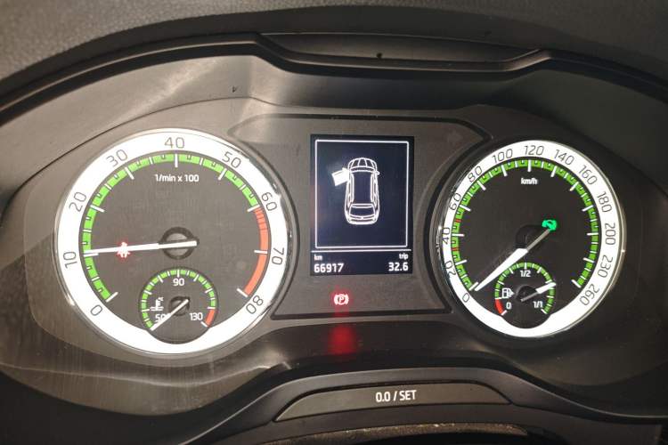 Used Skoda Kodiaq 2017 TSI330 7-Seater Two-Wheel-Drive Luxury Edition Instrument Cluster