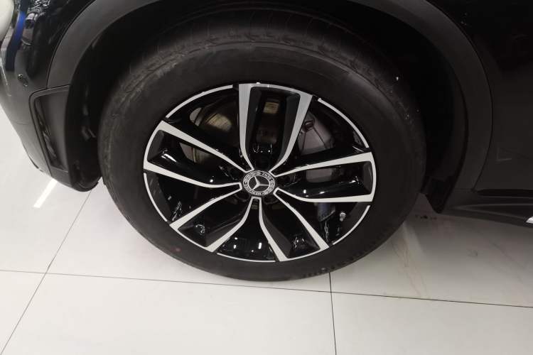 Used Mercedes-Benz GLC 2020 Facelifted GLC 260 L 4MATIC Dynamic Edition
