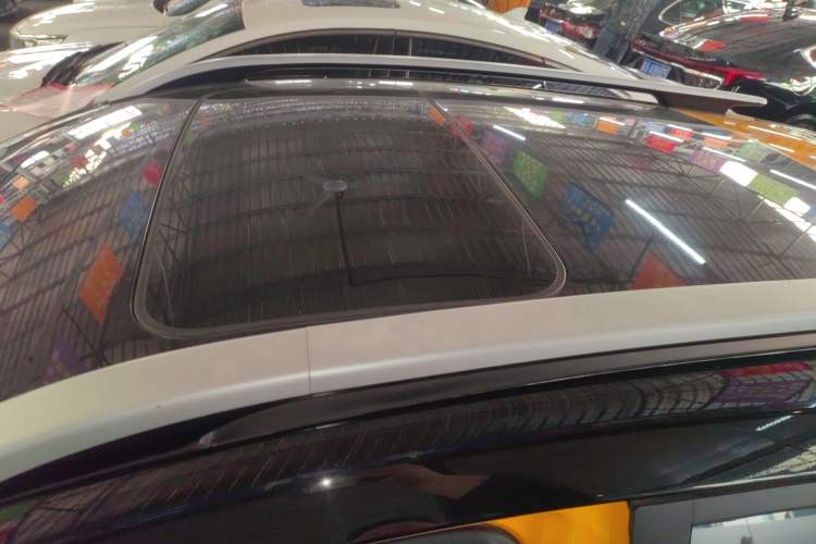 Used Kia kx1 Stonic 2019 1.4L Automatic Sport Edition China VI Roof