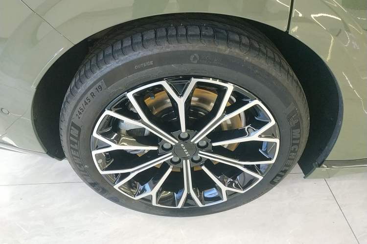 Used Zeekr 007GT 2025 Long-Range Rear-Wheel Drive Intelligent Driving Version 100 kWh
