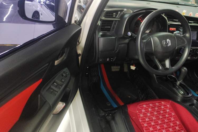 Used Honda Fit 2016 1.5L LX CVT Comfort Model Driver Seat