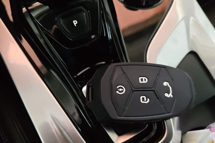 Used Lynk & Co 01 EM-P 2018 1.5T PHEV JingPro National Emission Standard V Vehicle Key