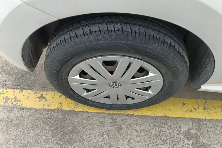 Used Volkswagen Polo 2016 1.4L Automatic Trendy Model Right Rear Wheel Hub