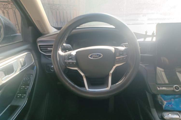 Used Ford Explorer 2020 EcoBoost 285 4x4 Titanium Edition 7-Seater