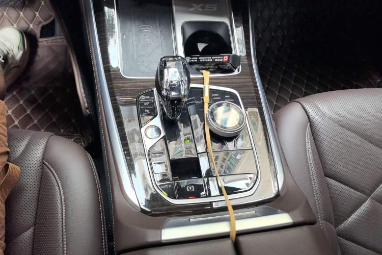 Used BMW X5 2022 xDrive 30Li M Sport Package