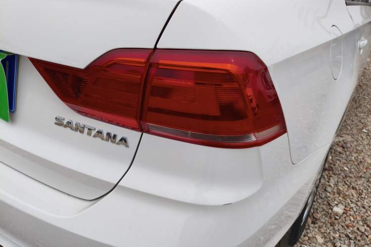 Used Volkswagen Santana 2016 1.4L Manual Fashion Edition
