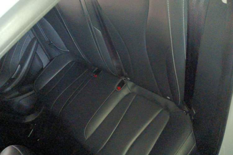 Used Roewe i5 2019 1.5L Automatic 4G Connected Langhao Edition