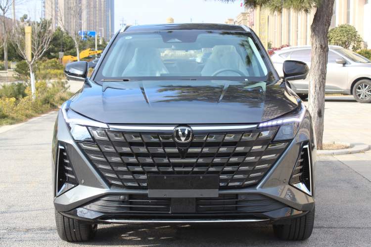 Used Changan UNI-Z New Energy 2025 Model, Smart New Blue Whale 125km Battleship+ Version
