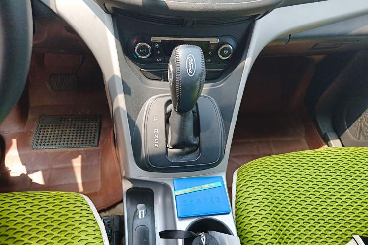 Used Ford Kuga 2015 1.5L GTDi Two-Wheel-Drive Comfort Model