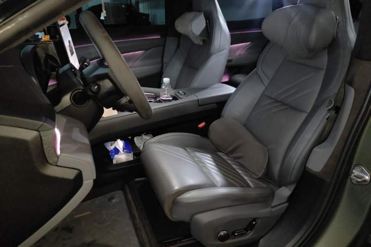 Used Zeekr 001 2024 WE Edition 95 kWh All-Wheel Drive Left Front Seat