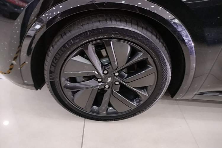 Used Li Auto L9 2023 Pro Model
