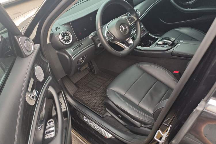 Used Mercedes-Benz E-Class 2018 Facelift E 320 L Sport 4MATIC
