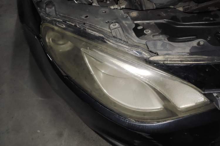 Used MG 6 2012 Hatchback 1.8L Automatic Drive Value Edition Right Front Headlight