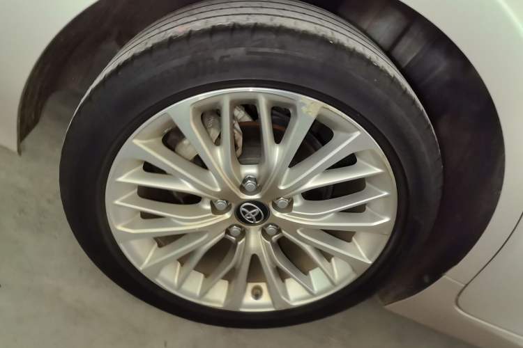 Used Toyota Camry 2019 2.5G Luxury Edition China VI Standard Exterior 3