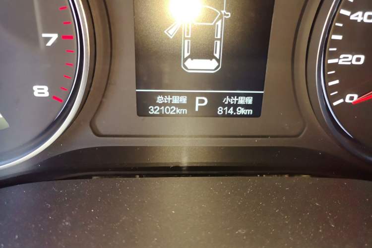 Used SOL X8 2021 300T DCT Comfort Edition 6 Seats
