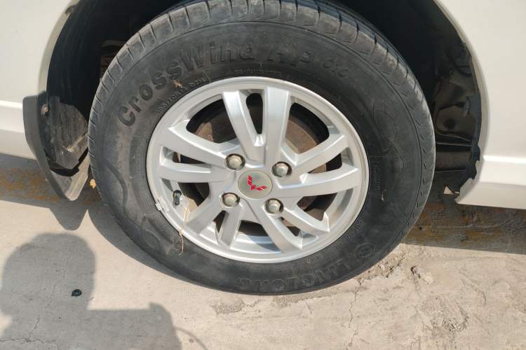 Used Wuling Hongguang 2021 1.5L S Standard Version LAR Exterior 5