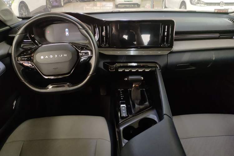 Used Baojun RC-5 2020 1.5T CVT Smart Shine Prestige Edition