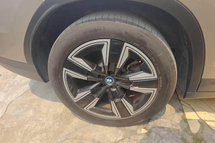 Used BMW iX3 2021 Leading Model Exterior 5