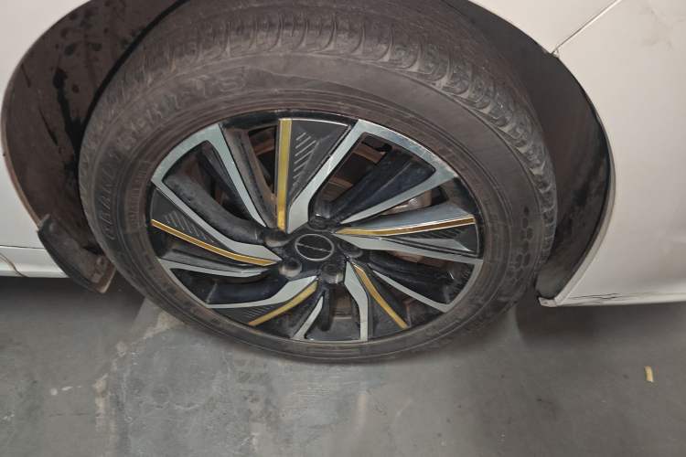 Used FORTHING Yacht 2022 1.5T DCT Chasing-the-Waves Edition