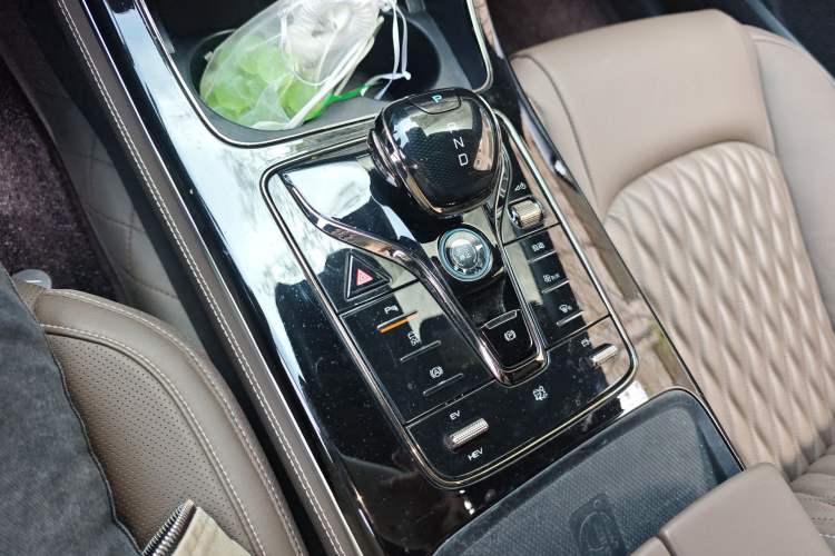 Used BYD Han 2023 DM-i Champion Edition 121KM Prestige Model
