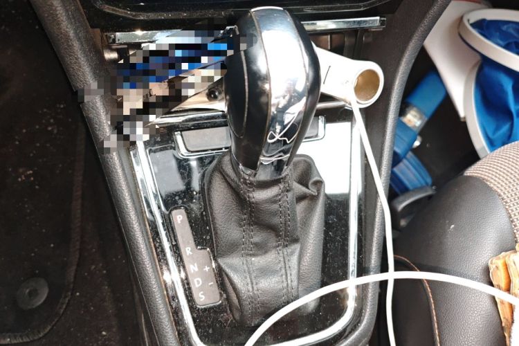 Used Volkswagen C-TREK 2017 1.6L Automatic Comfort Model Gear Lever