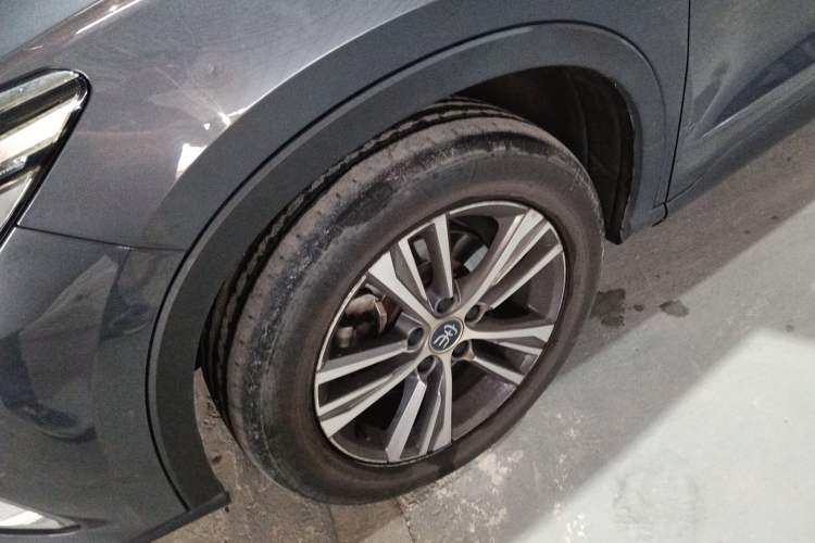Used BYD Song Pro 2019 1.5T Automatic Elite Edition Left Front Wheel Hub