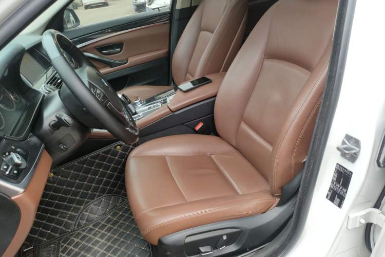 Used BMW 5 Series 2014 520i Elegant Edition