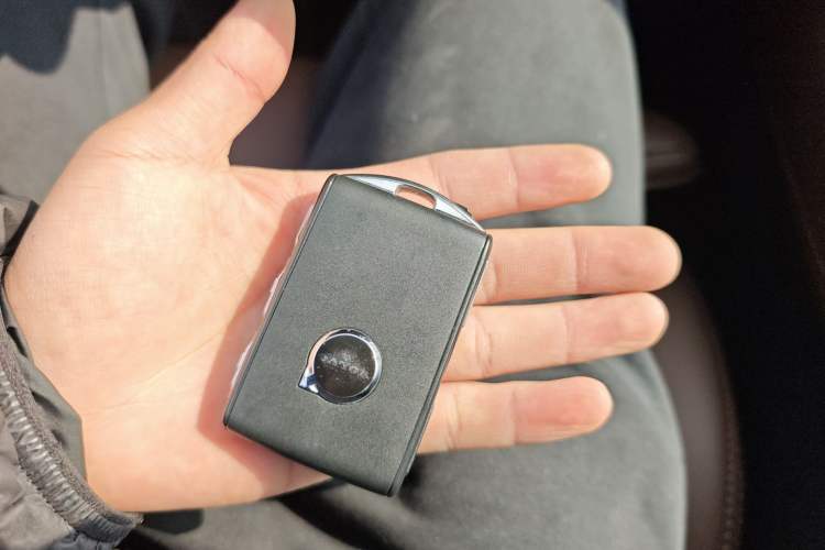 Used Volvo XC90 New Energy 2025 T8 Luxury Prestige 7-Seater Vehicle Key