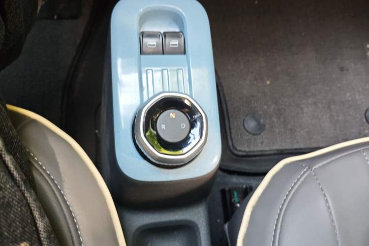 Used Geely Galaxy Panda 2023 Panda Mini 120km Asian Games Edition
