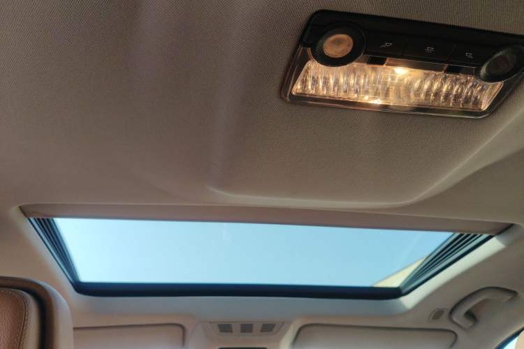 Used BMW 7 Series 2011 730Li Elegant Model Headliner