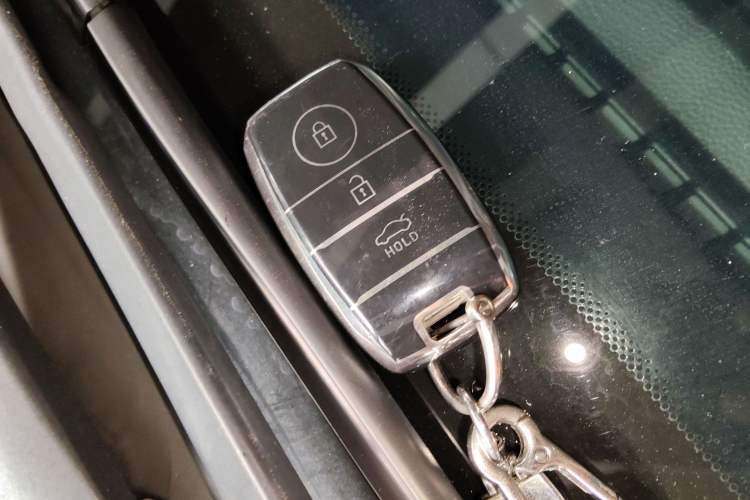 Used Kia K3 2017 1.6L Automatic 15th Anniversary Special Edition GLS Vehicle Key