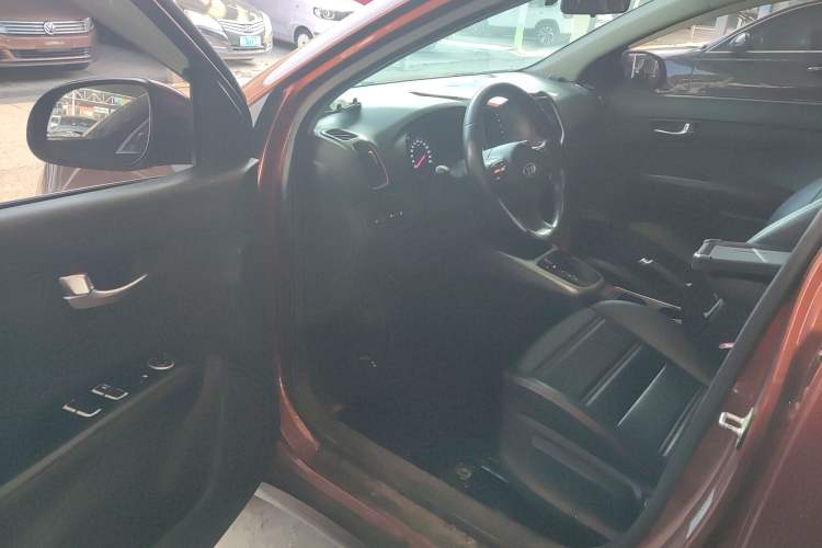 Used Kia KX3 2015 1.6T Automatic Two-Wheel Drive DLX