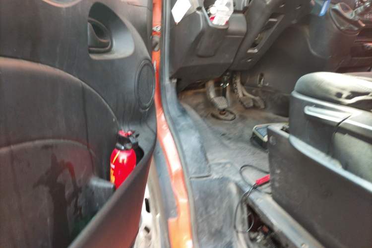 Used Iveco Eurocargo 2021 2.0T Manual Super Rui Long Wheelbase Short Overhang High Roof Side-Sliding Door F1A