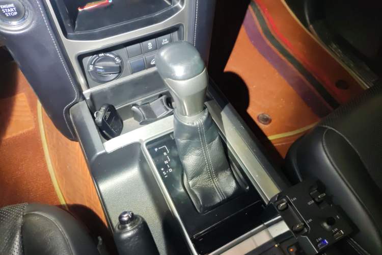 Used Toyota Prado 2018 3.5L Automatic TX-L
