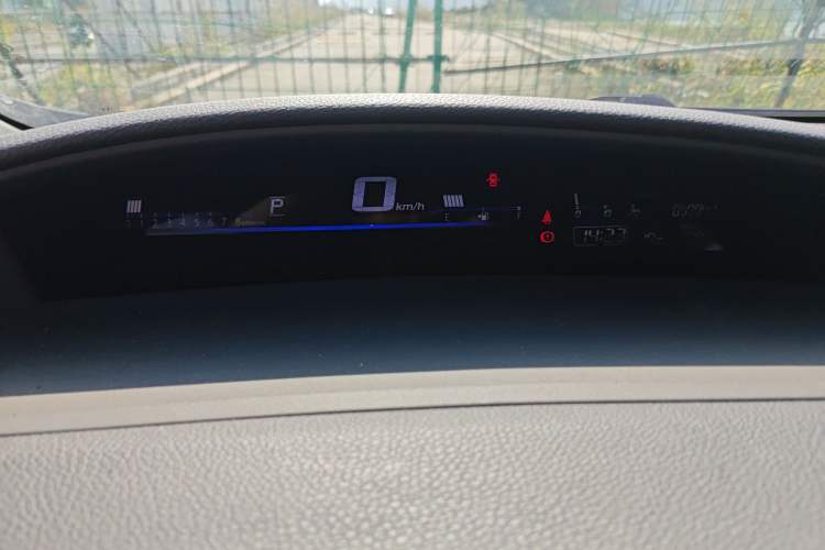 Used Honda Jade 2017 1.8L automatic Comfort version 5 seats
