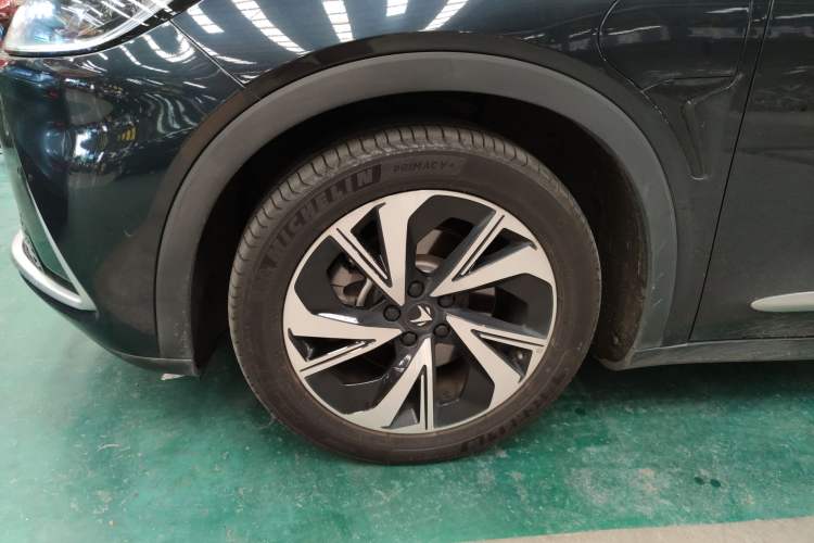 Used ARCFOX Alpha S 2021 708S+ 160kW Left Front Wheel Hub