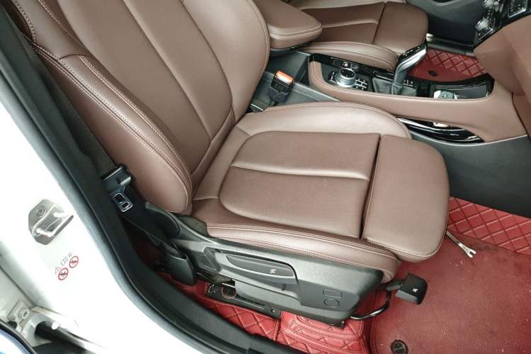 Used BMW X1 2020 sDrive20Li Premium Edition Right Front Seat