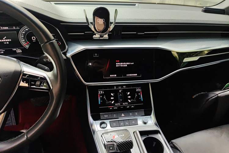 Used Audi A6L 2021 40 TFSI Luxury Dynamic Edition Audio And AC Panel