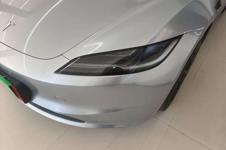Used Tesla Model 3 2023 Long-Range All-Wheel-Drive Version
