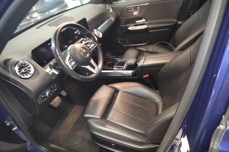 Used Mercedes-Benz GLB 2021 GLB 200 Fashion Model Left Front Seat
