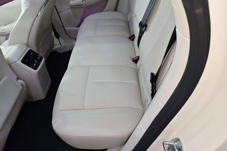 Used VOYAH COURAGE 2025 Model Rear-Drive Qiankun Edition